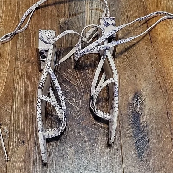 Steve Madden shoes - Picture 5 of 7